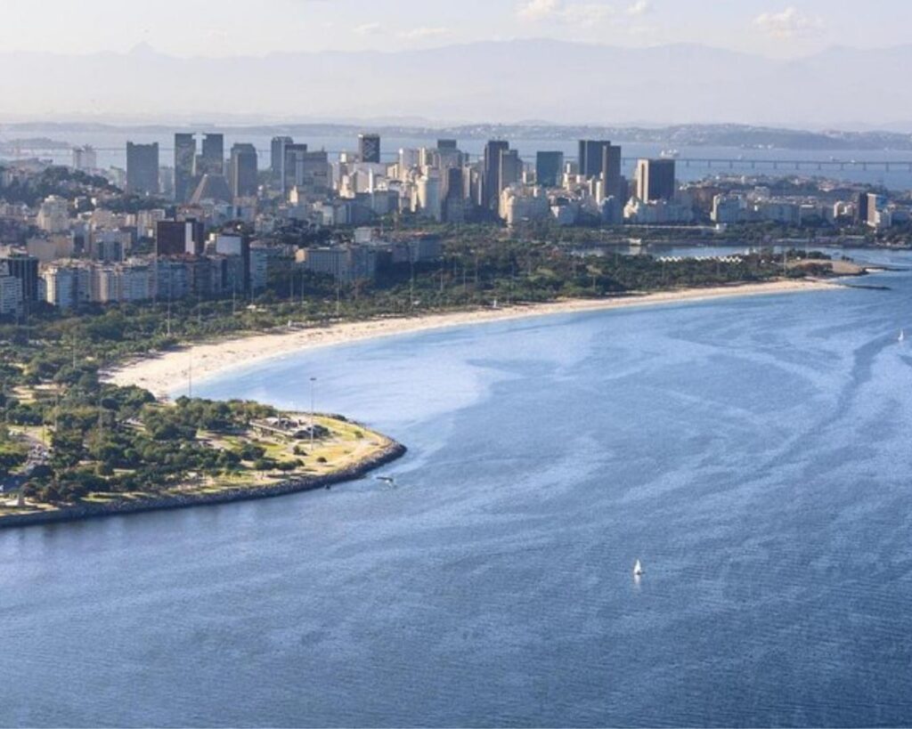 Contemple paisagens incríveis! Tour Panorâmico na Baía de Guanabara!