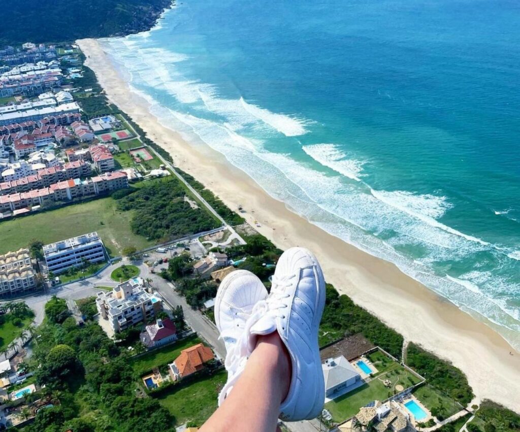 Voo de parapente em Florianópolis! Emoção, adrenalina e muitas vistas lindas da altura! - Imagem 2