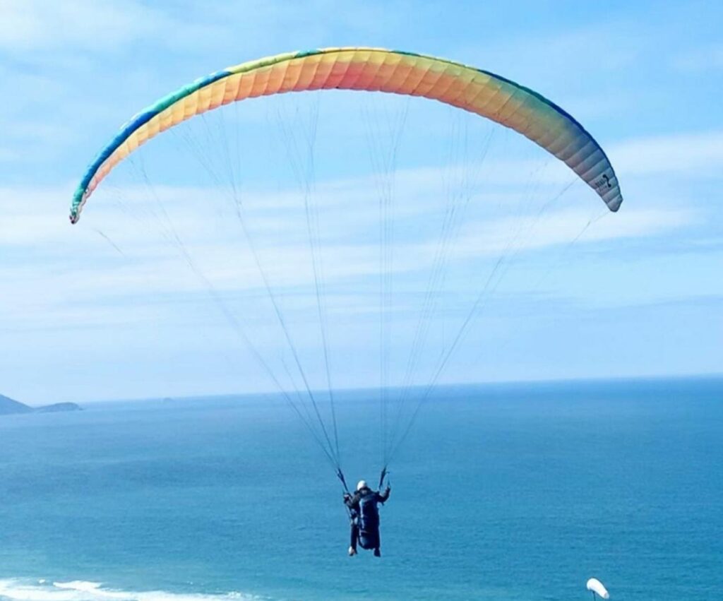 Voo de parapente em Florianópolis! Emoção, adrenalina e muitas vistas lindas da altura! - Imagem 3