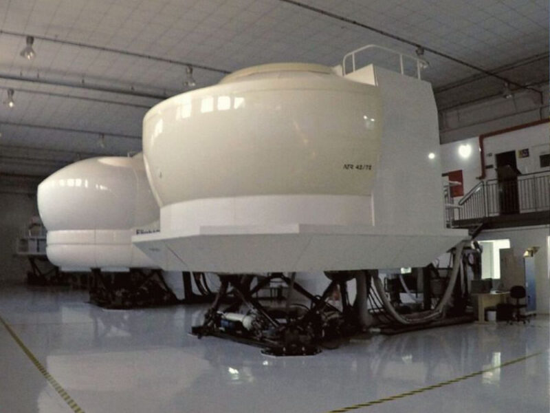 Piloto de Avião por um dia com simulador realista! - Imagem 2