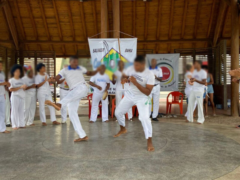 Raízes vibrantes da tradição afro-baiana: tour com aula prática de Capoeira - Imagem 3