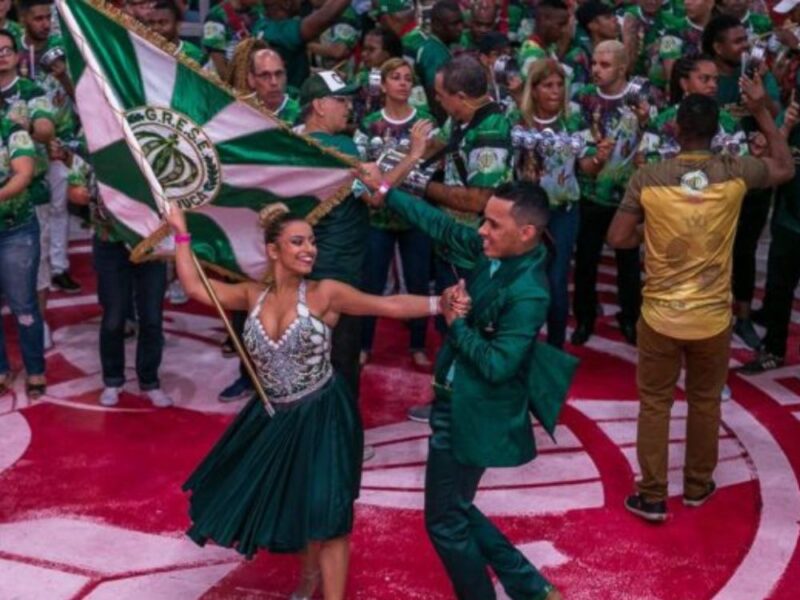 Samba no pé! conheça a música e a cultura brasileira em um ensaio de escola de samba - Imagem 5