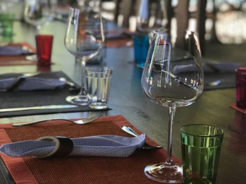 Surpreenda-se em uma degustação de vinhos de uvas Syrah, na região montanhosa de Goiás - Imagem 2