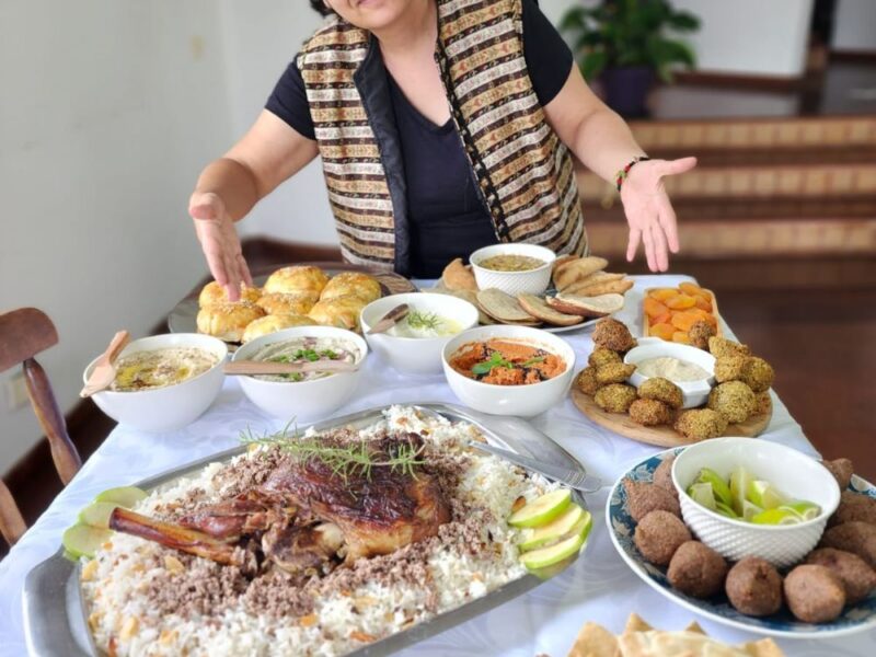 Uma viagem gastronômica e cultural para a Síria: receba uma chef nativa em sua casa - Imagem 2