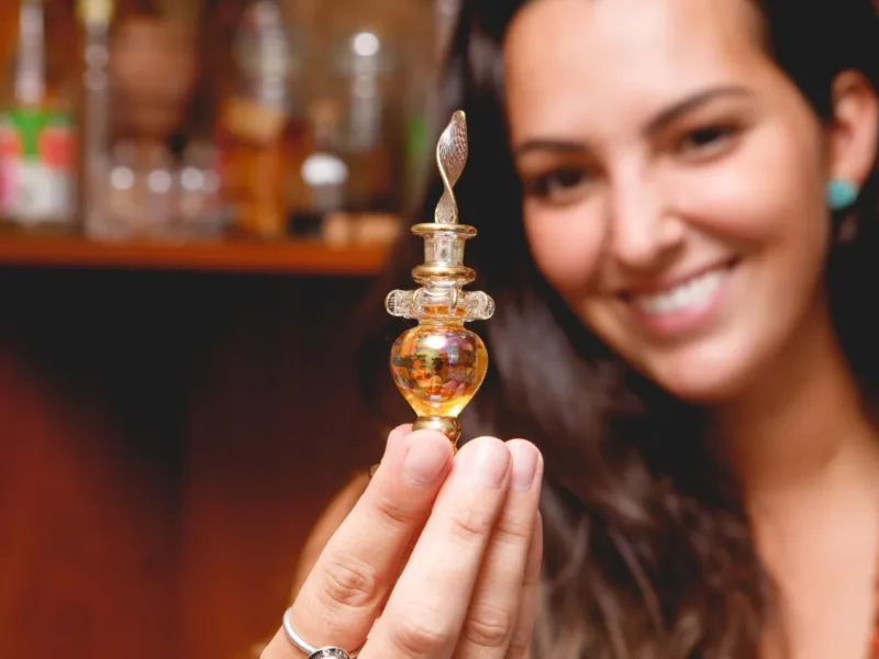 Crie seu perfume exclusivo sem sair de casa: kit Experiência Olfativa + perfume de 50ml
