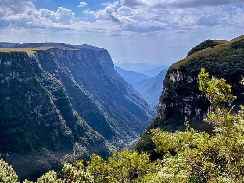 Desbravando a natureza em uma aventura na Borda Sul do Cânion Fortaleza