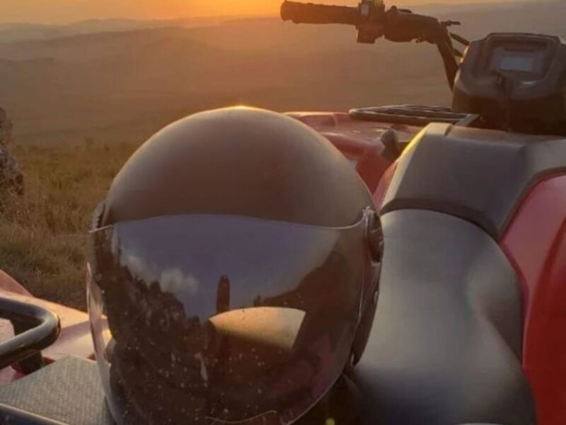 Passeio de quadriciclo ao pôr do sol com degustação de queijos e embutidos - Imagem 3
