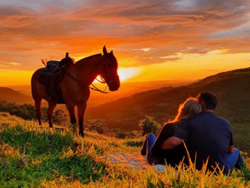 Trilha do Amor: passeio romântico a cavalo pela natureza de Cambará do Sul